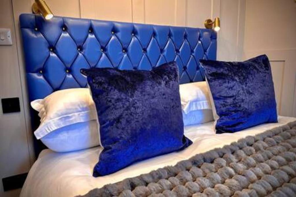 Treat Yourself To Luxury & Style Инвернесс Экстерьер фото